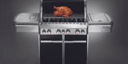 The four burner Summit E-470 gas barbecue will redefine your perception of the classic barbecue.