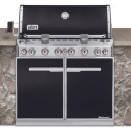 The six burner Summit E-660 Built In barbecue will redefine your perception of the classic barbecue.