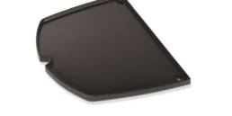 The hotplate's double sided surface allows you to barbecue delicate food that may otherwise seem impossible.