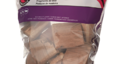 Enhance your barbecue flavours through the addition of mesquite smoking wood chunks.