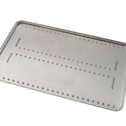 the convection tray transforms your Weber Q from cooking in barbecue mode to oven mode in seconds. The trays are engineered with vents designed to circulate the heat above, below and all around the food for perfectly even cooking.