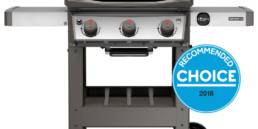 Get ready to step up your barbecuing experience. With the spacious cooking area, you can sear steaks on one side while barbecuing an appetiser on the other.