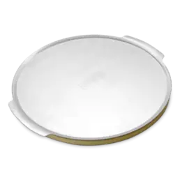 Turn your Weber Q into a pizza oven and enjoy fantastic gourmet pizzas in your own backyard with the pizza stone and easy-serve tray.