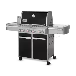 The four burner Summit E-470 gas barbecue will redefine your perception of the classic barbecue.